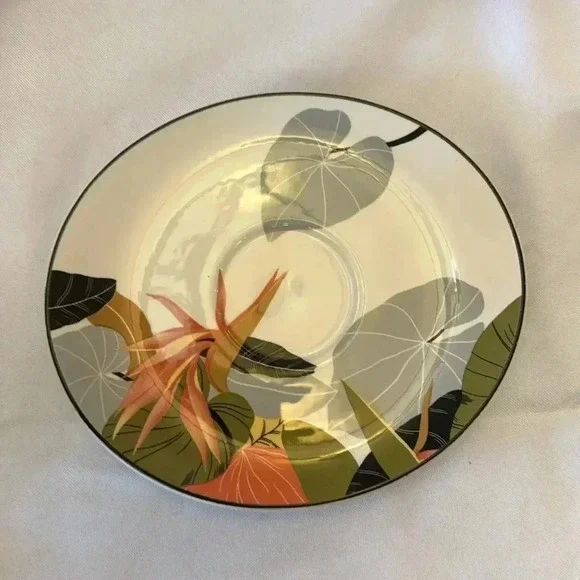 Gorgeous SANGO Larry Laslo MAUI Cup & Oval Saucer 8 pcs Hawaiian Flower - Picture 6 of 8